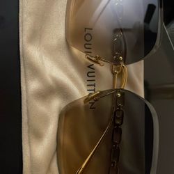 Louis Vuitton Women’s Sunglasses 