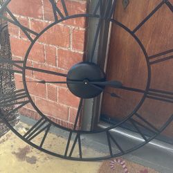 Huge Lightweight Metal Clock
