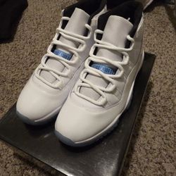 Jordan 11 Legend Blue