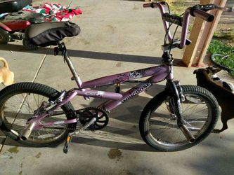 Girls bike