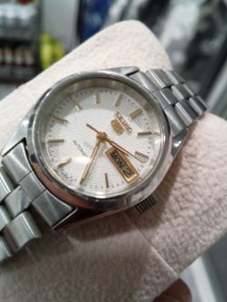 Stainless steel ⌚ Seiko womans 5 automatic