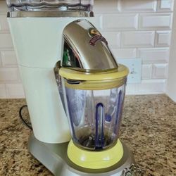 🍹 MARGARITAVILLE BLENDER - SUMMER DRINK SEASON! 