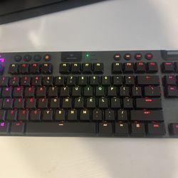 Logitech G915 TKL Lightspeed Wireless (Tactile)