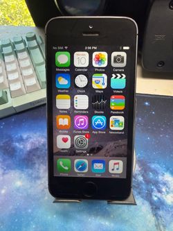 Very Good ) iphone 5s 32gb (Unlocked) Gray 2927
