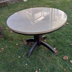 Dining Table Condition Used Normal Measures 42x42 High 30