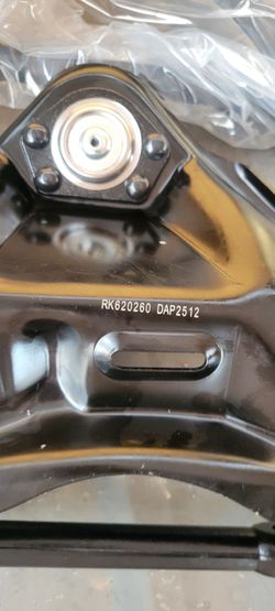 1978----1997 Buick regal/1978--1987 Chevy El Camino/1978---1988 Chevy Monte Carlo upper control arms