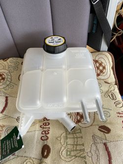 (NEW) Dorman 603-043 Coolant Reservoir