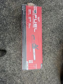 Milwaukee 16’ Chainsaw