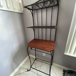 Baker’s Rack W/ Wine Storage