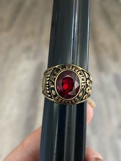 Vtg YLTM(Yellow Lustrium) Jostens Fallbrook High School Ring Sz 11 Red Stone 2007