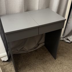 IKEA BRIMNES Vanity Dressing table