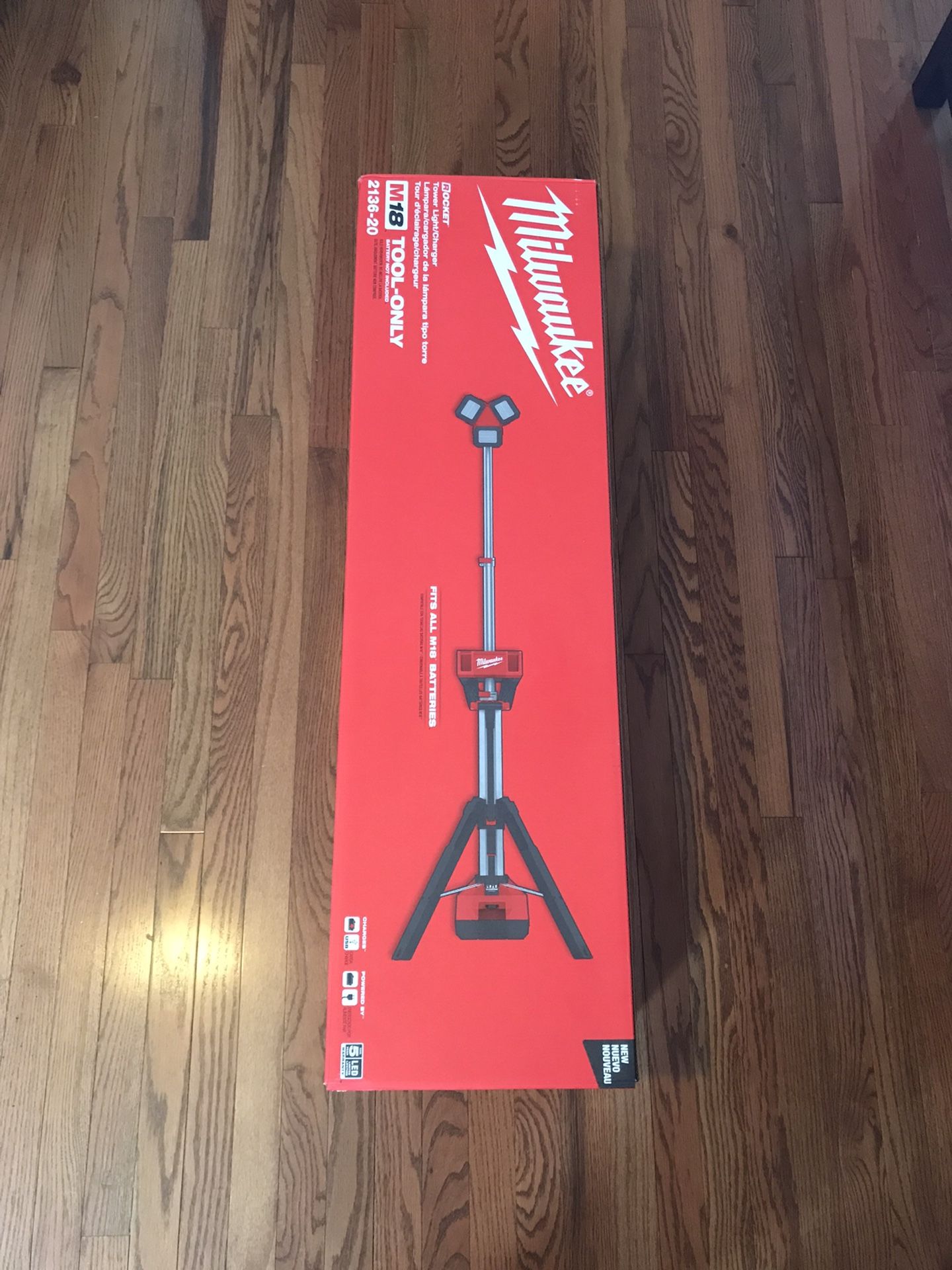 Milwaukee M18 Rocket Three Head Tower Light#2136-20 Tool Olny $270 Firm