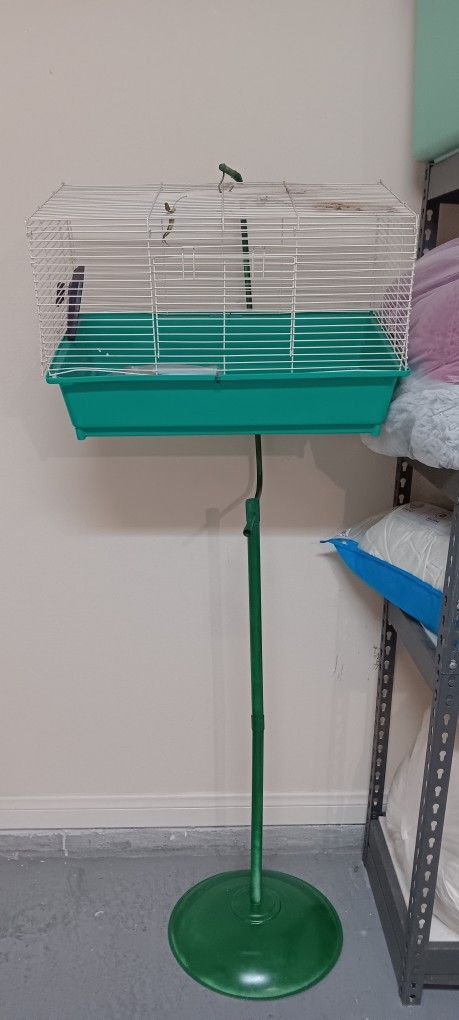 Bird Cage With Base