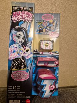 Monster high doll Self-Scare Secrets Frankie Stain