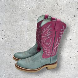 Ariat Pink And Blue Boots Size 61/2
