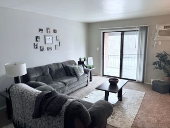 Living room set. Moving