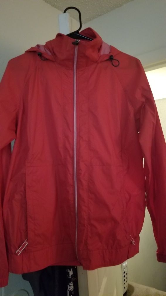 New Large women Columbia windbreaker