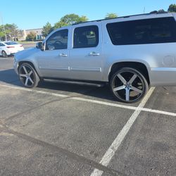 2013 Chevrolet Suburban