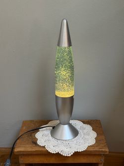 Vintage Rocket Style Silver Glitter Lava Lamp