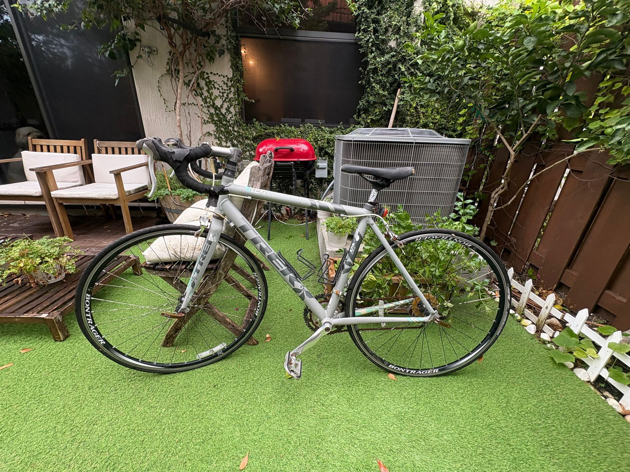 Trek Women Bike (make Your Offer)