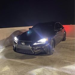 2016 Lexus IS