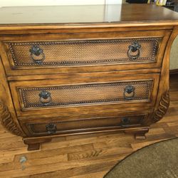 Bachelor's Chest/ Buffet