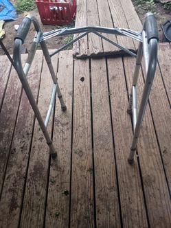 Adult walker
