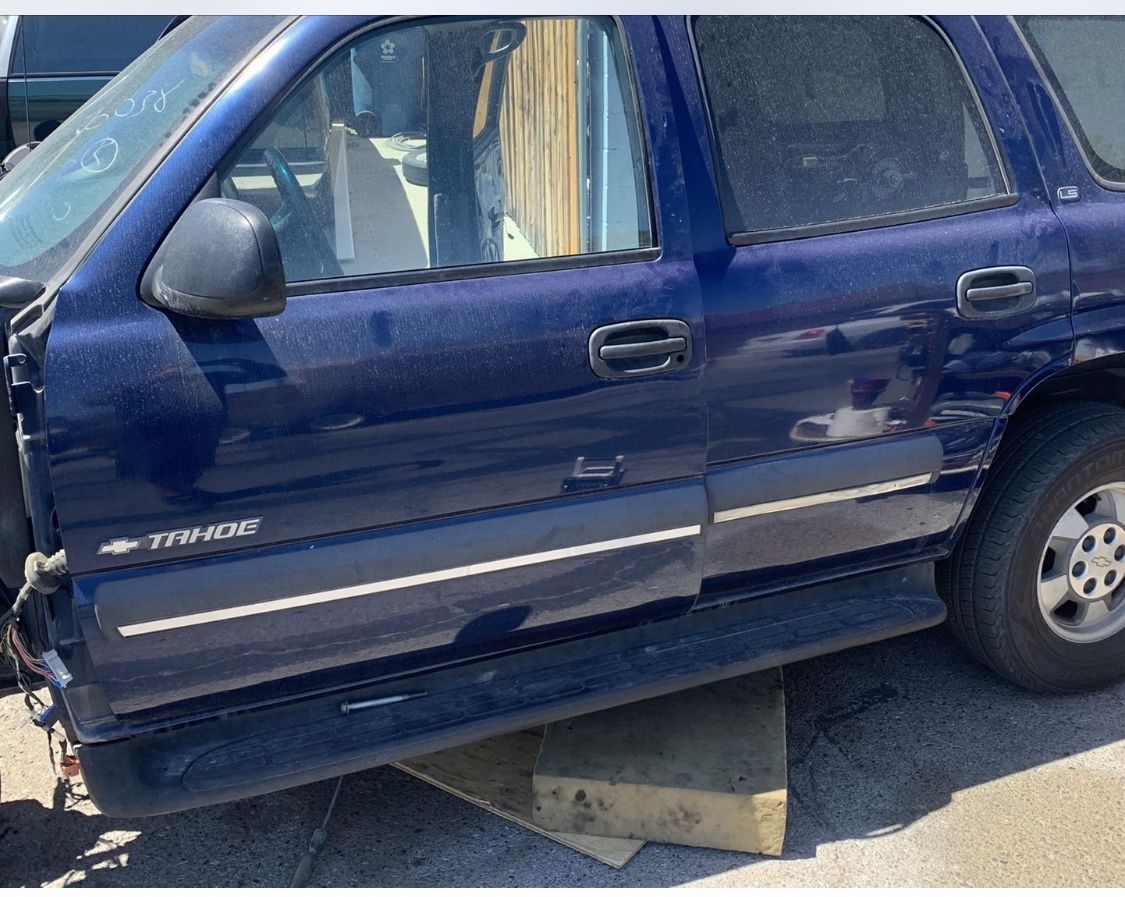 Tahoe Or Silverado Doors. All I Have Left Is Drivers Side Doors & The Tailgate