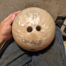 Vintage Bowling ball 