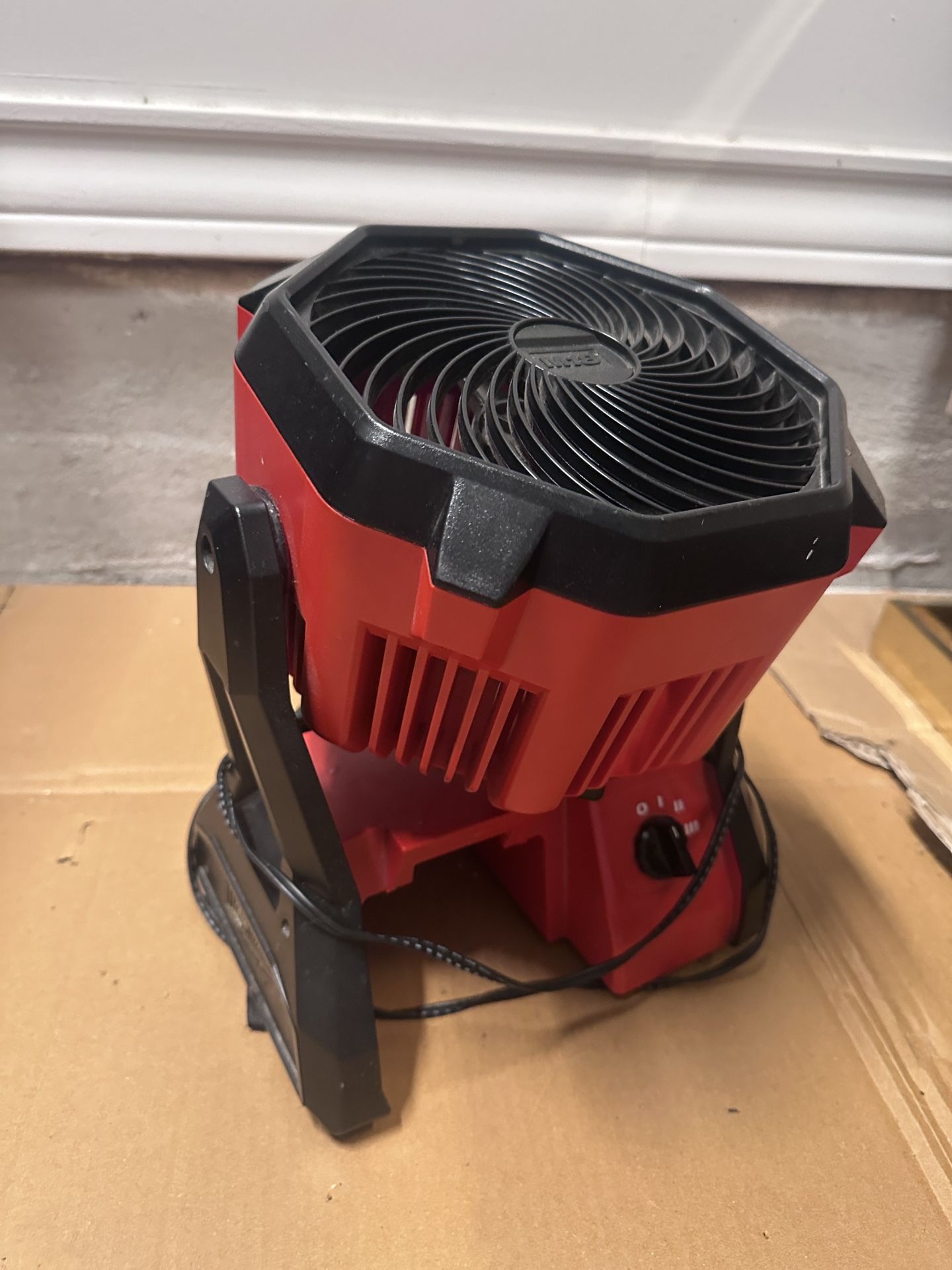 M18 Milwaukee Fan