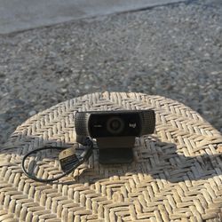 1080p Logitech Web Cam