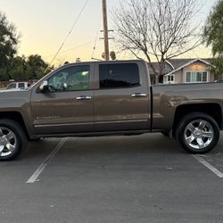 2014 Chevy Silverado Crew Cab LTZ Clean Title