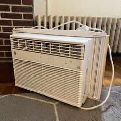 GE Window Air Conditioner 12000 BTU