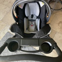 Chicco Cat seat stroller and Base