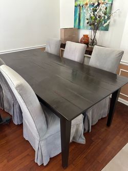 Dinning table 6 chairs