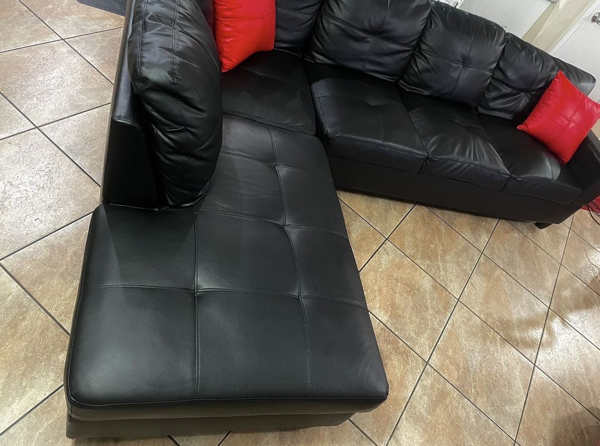 Black Leather Sectional Couch