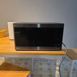 LG Microwave