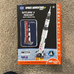 Daron (lego) Space Adventure BP7001 Saturn V Rocket Construction Toy 