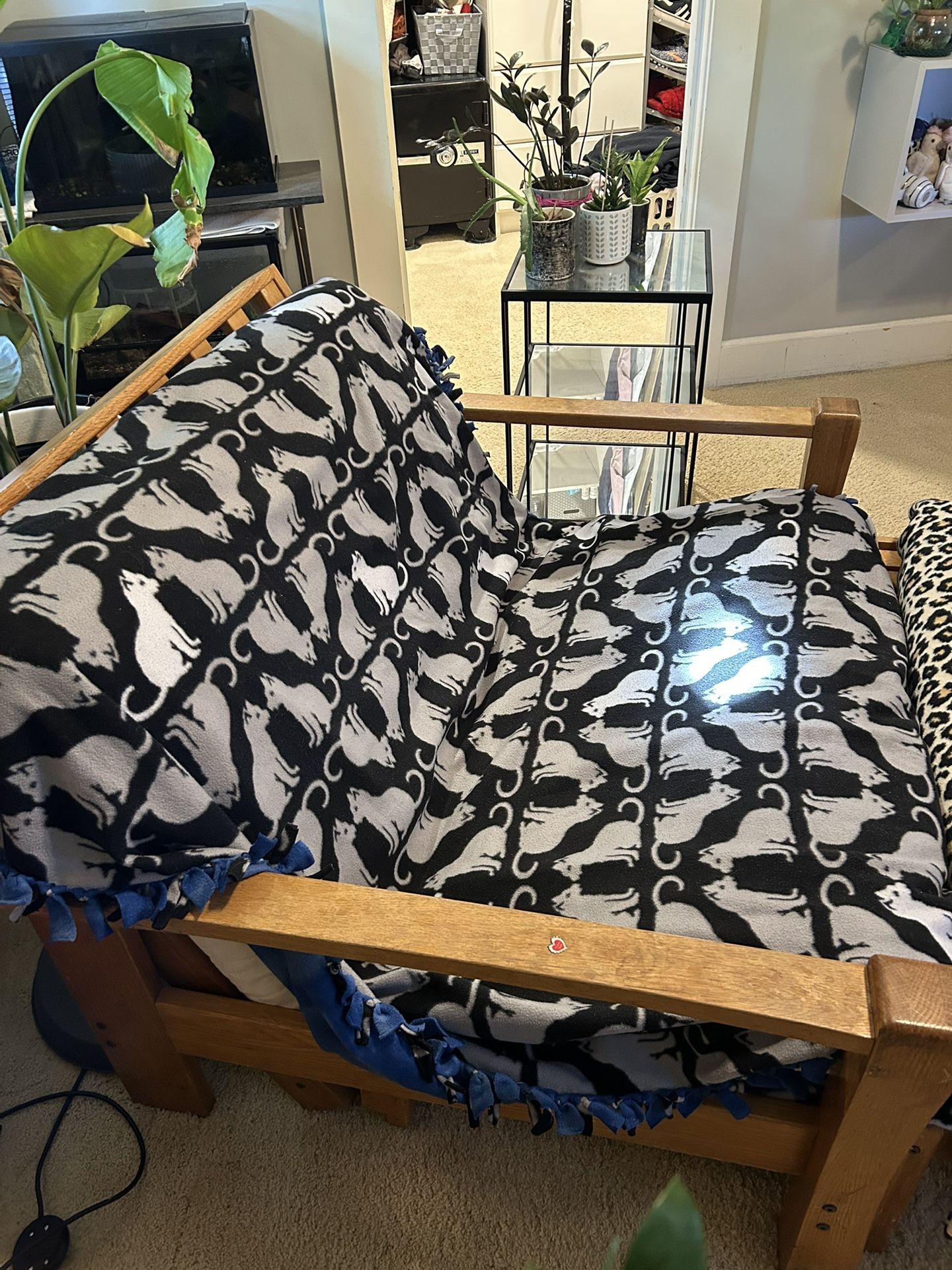 Wood Futon