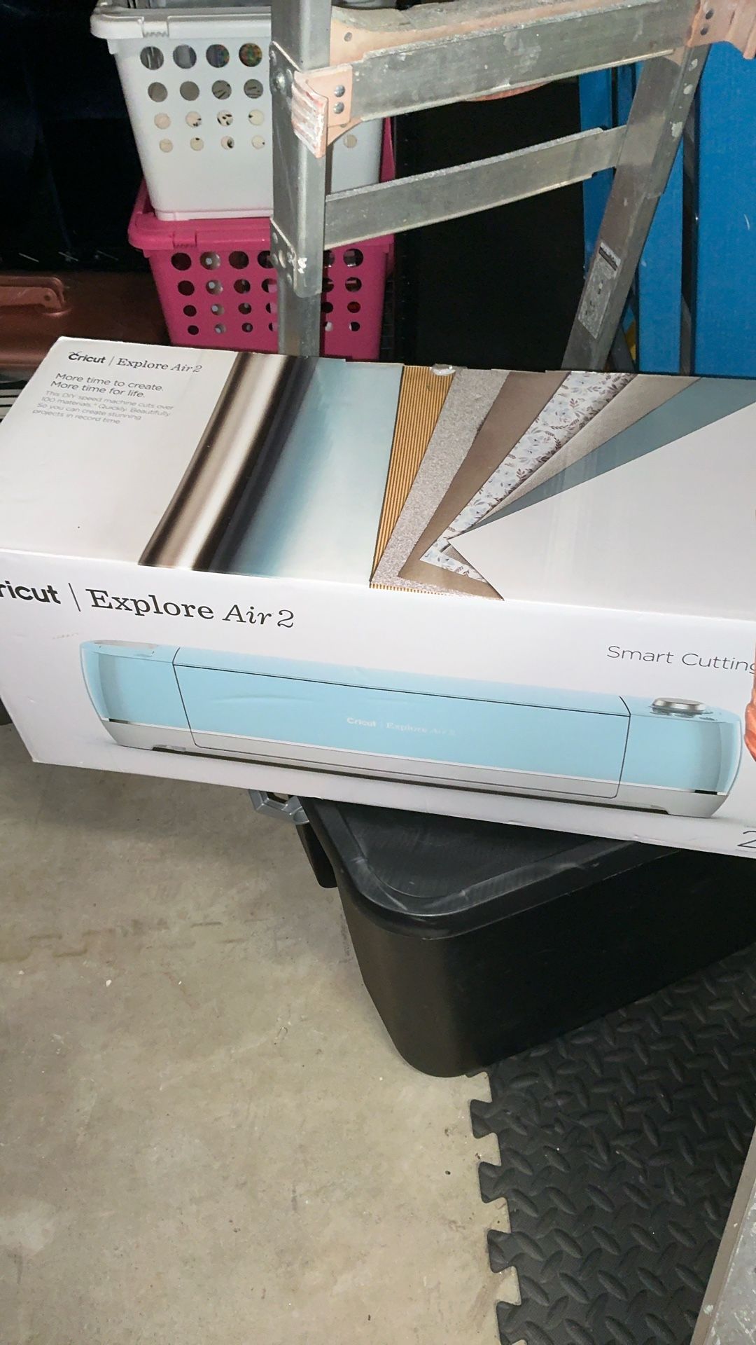 Cricut Explore Air 2 BRAND NEW NEVER OPENED STILL SEALED