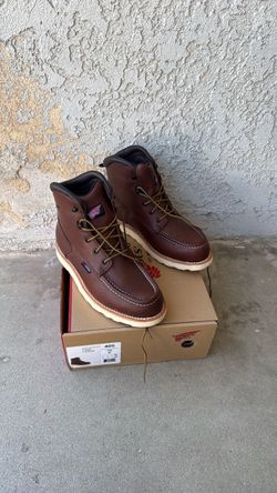 Red Wing Men’s Boots Size 10 Soft Toe