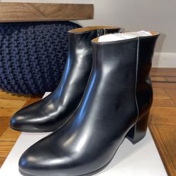 Woman By Common Projects Ankle Boot w/Heel EU 37(US 7)