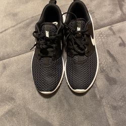 Brand New Tennis Shoes Size 5 Y