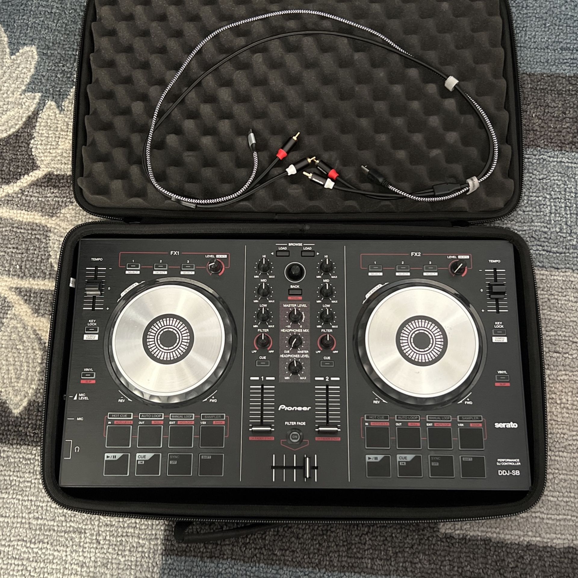 Pioneer DDJ-SB Serato DJ Controller for Sale in Lindenhurst, NY
