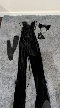 Cat woman costume and a mask
