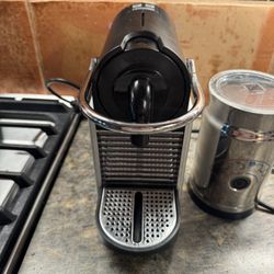 Nespresso Original And Milk Frother