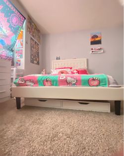 White wood full size bed frame