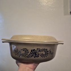Vintage PYREX dish