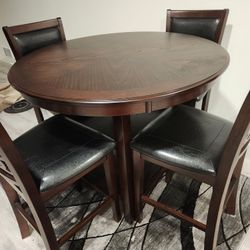 Dining Table And Chairs 