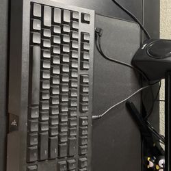 Razor keyboard all Black And It Is A 100%